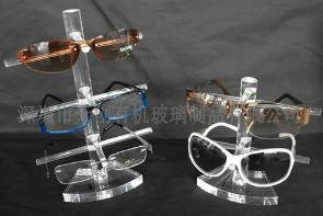 有機玻璃眼鏡展示架★★的美感產(chǎn)生藝術效果